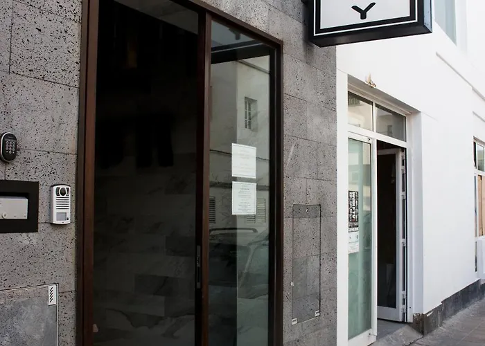 Vacanzy Urban Boutique Adults Only Hotell 2*